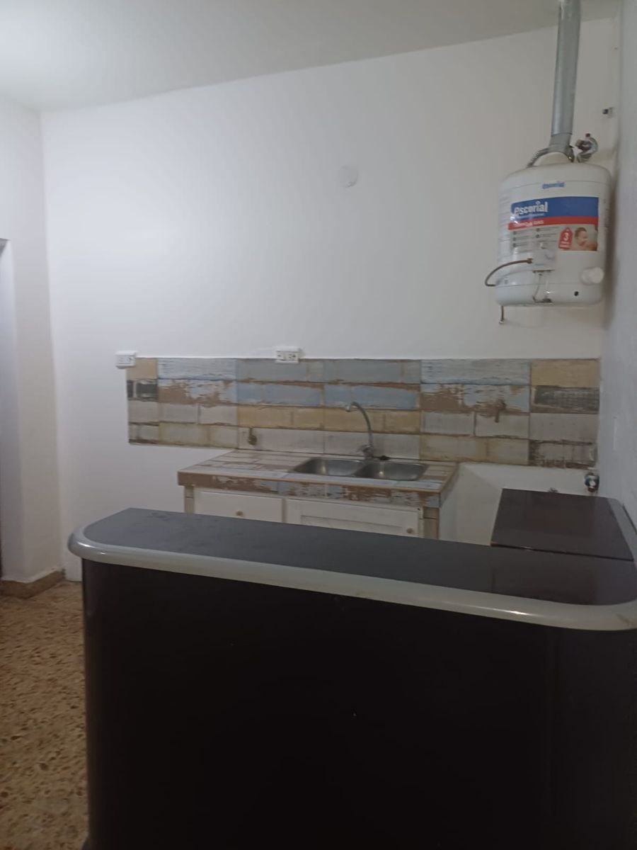 CONCEPCION ARENAL 2319 · Hurlingham — foto 6