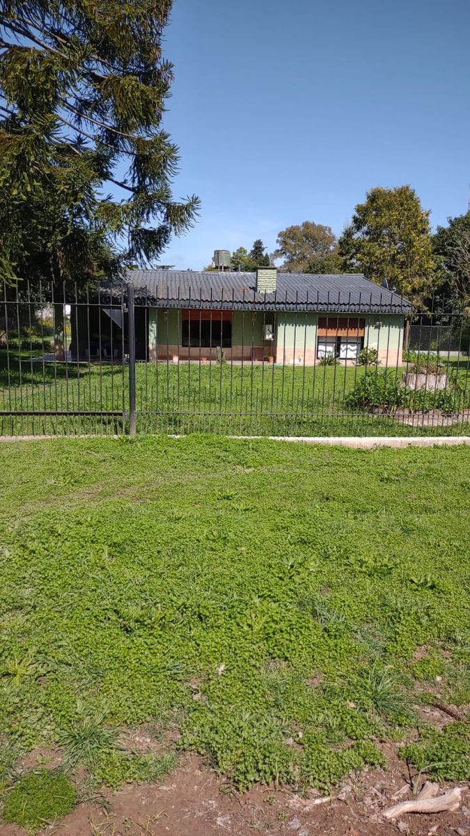 SE VENDE CASA QUINTA EN BARADERO