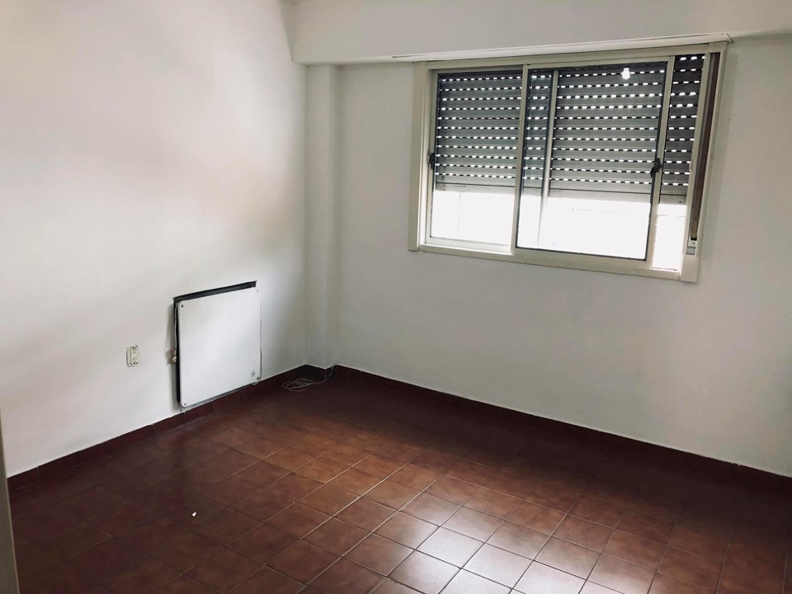SANTANDER 2748 1° 11 · La Matanza — foto 3