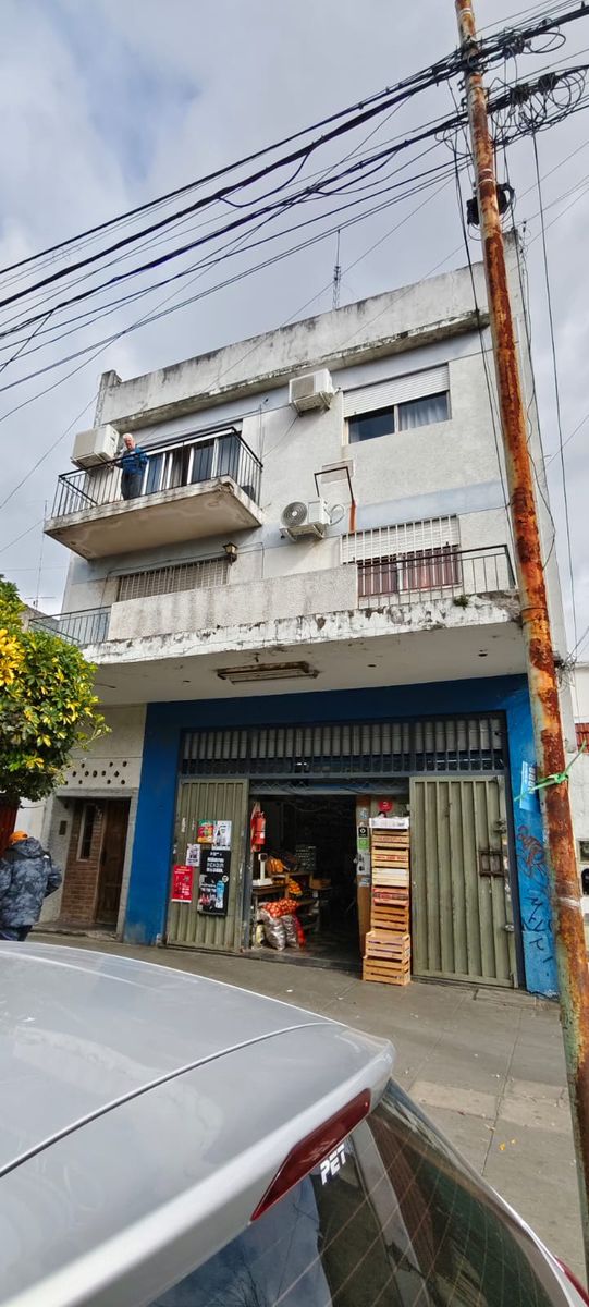 Excelente dpto 3 amb 2ºPso x esc Fte c/balcon 57 mts. Av Olivera 400. Floresta