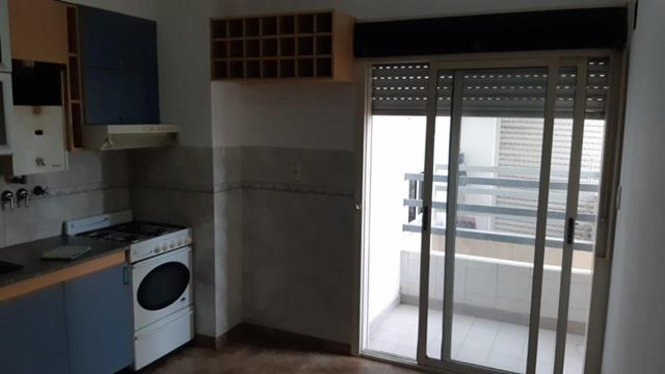 AVENIDA VELEZ SARSFIELD 451 · La Matanza — foto 3