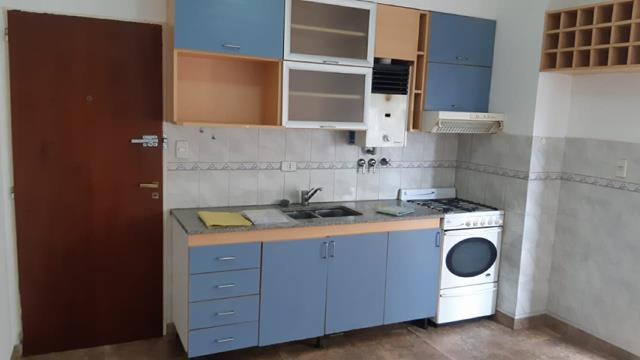 AVENIDA VELEZ SARSFIELD 451 · La Matanza — foto 5