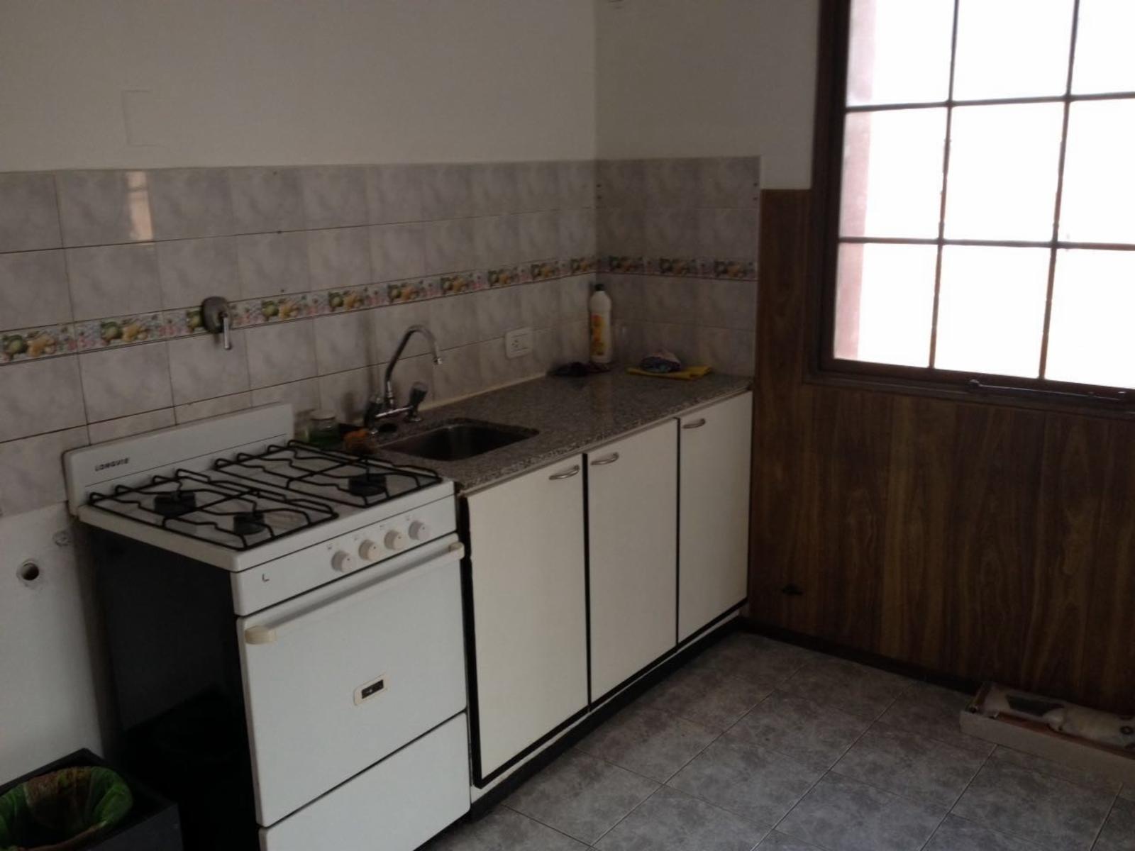 CRISÓLOGO LARRALDE al 1000 · Morón — foto 10