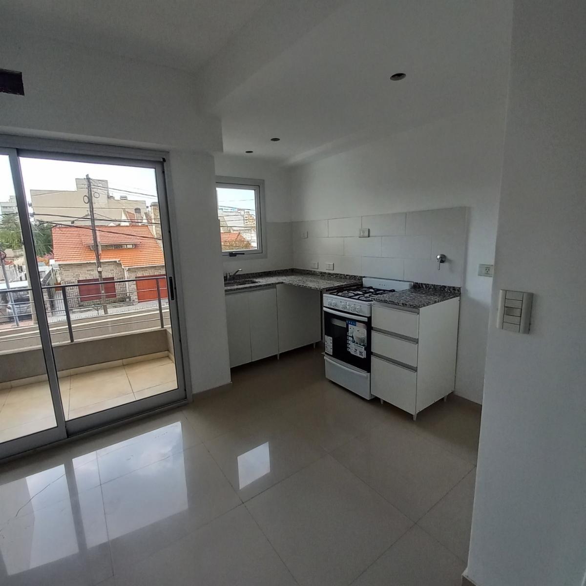 MARMOL 314 · Lanús — foto 9