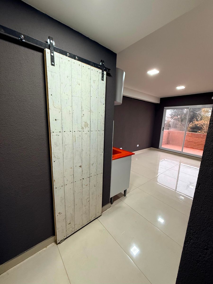 ANDRES ARGUIBEL 3226 · Hurlingham — foto 5