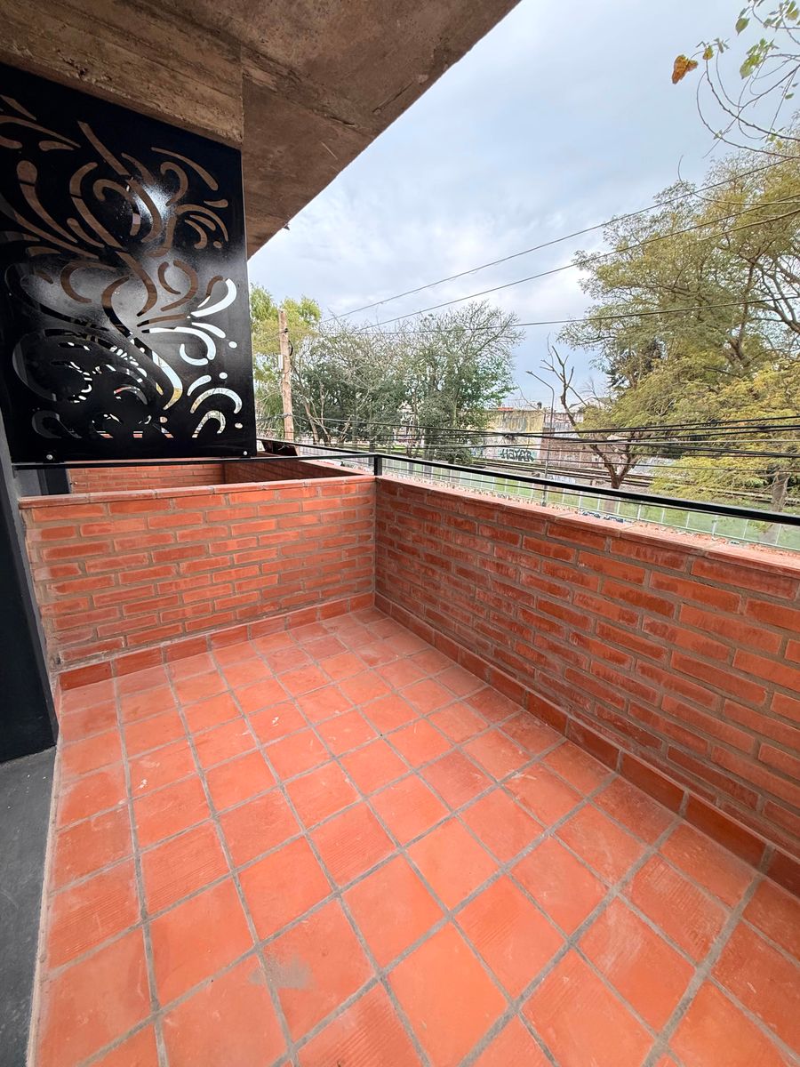 ANDRES ARGUIBEL 3226 · Hurlingham — foto 8