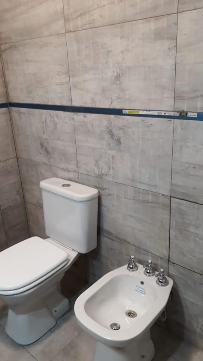 MAXIMO PAZ 900 · Lanús — foto 8