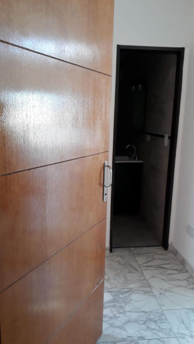 MAXIMO PAZ 900 · Lanús — foto 9