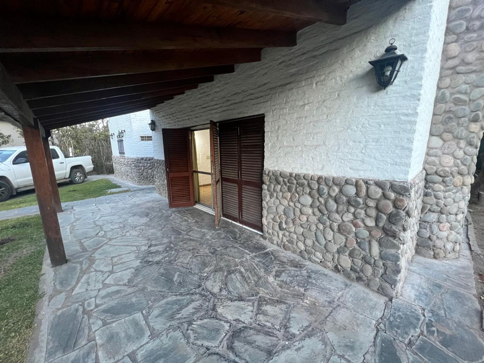 Alquiler de Casa en Country Las Lajas, General Rodríguez