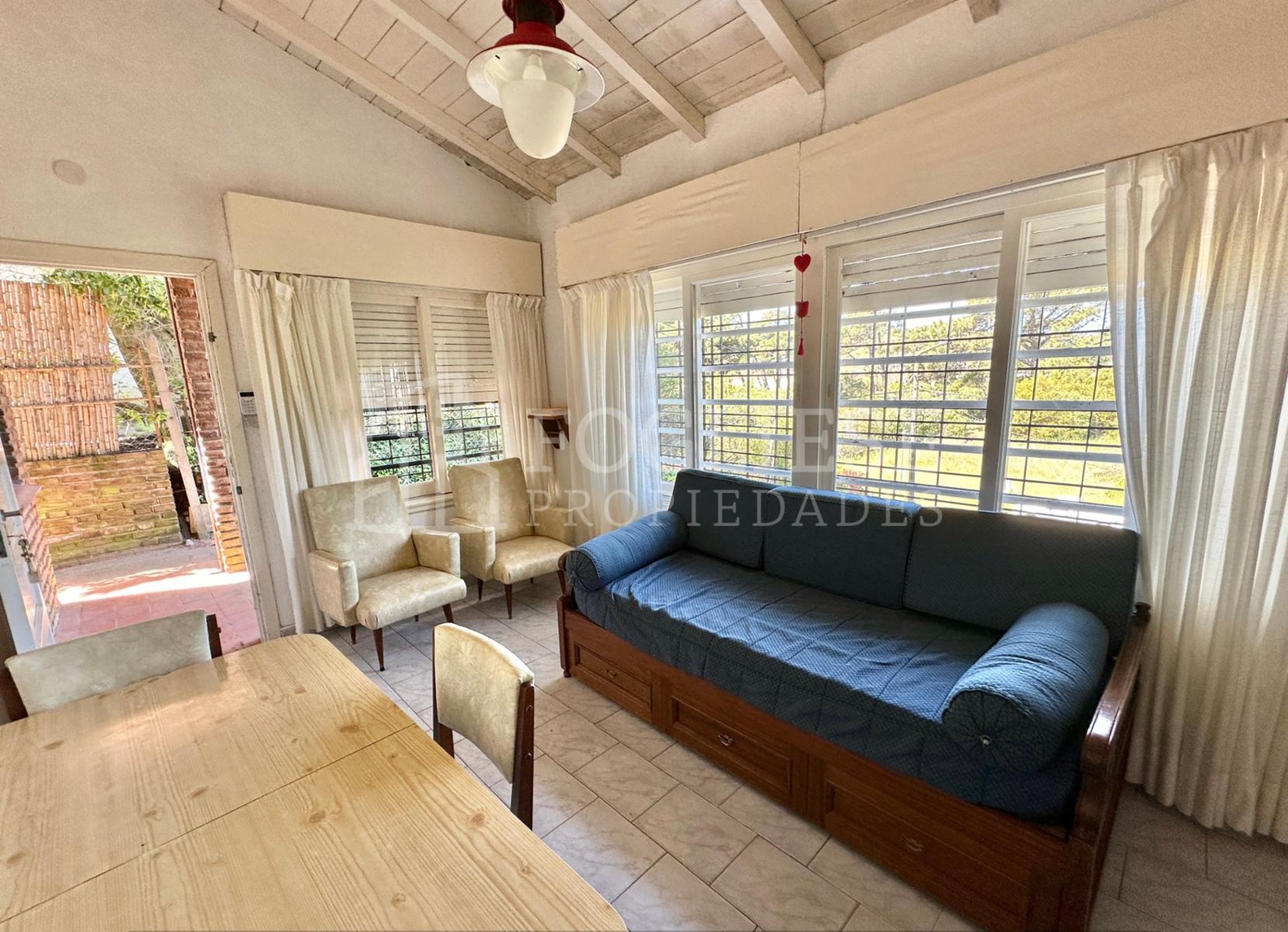 Avenida 4 entre Paseos 113 y 112 · Villa Gesell — foto 12