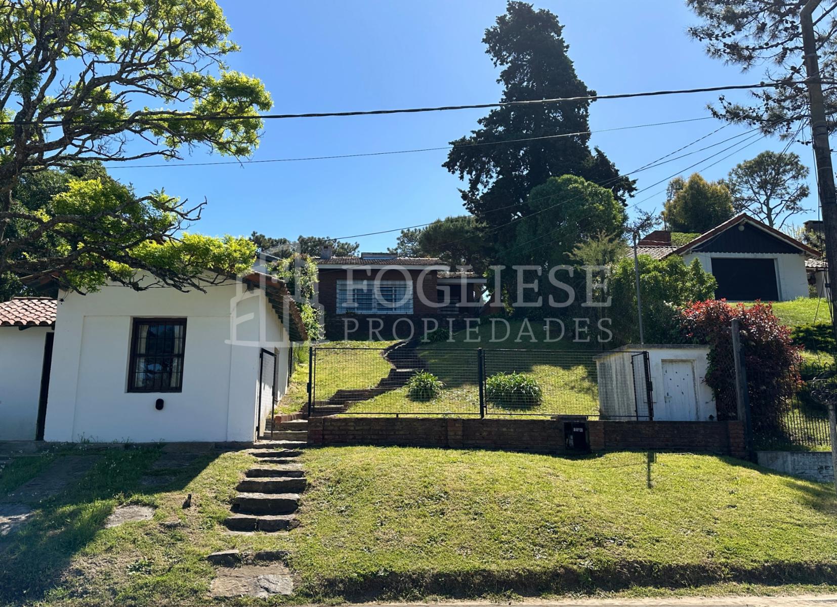 Avenida 4 entre Paseos 113 y 112 · Villa Gesell — foto 15