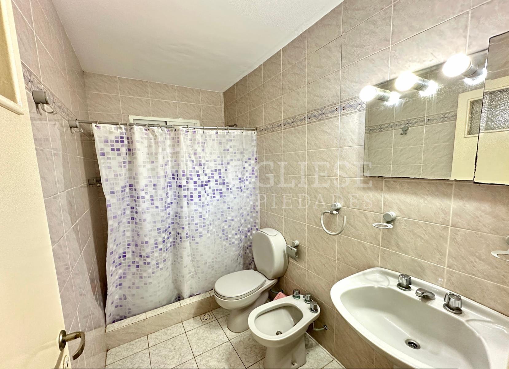 Avenida 4 entre Paseos 113 y 112 · Villa Gesell — foto 7