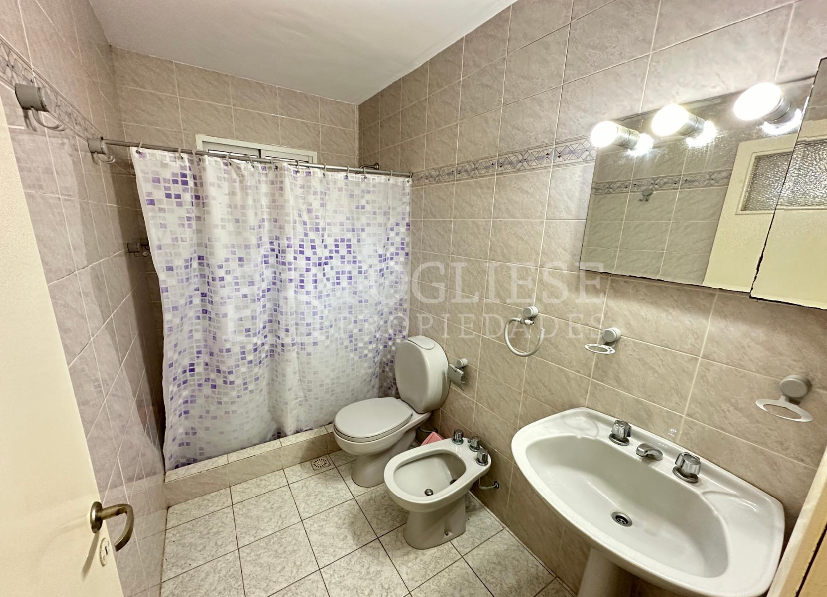 Avenida 4 entre Paseos 113 y 112 · Villa Gesell — foto 8