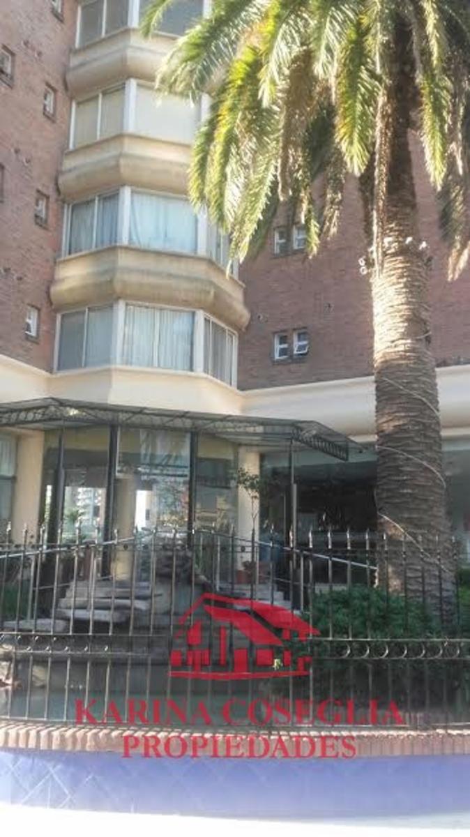 D ELIA · San Miguel — foto 3