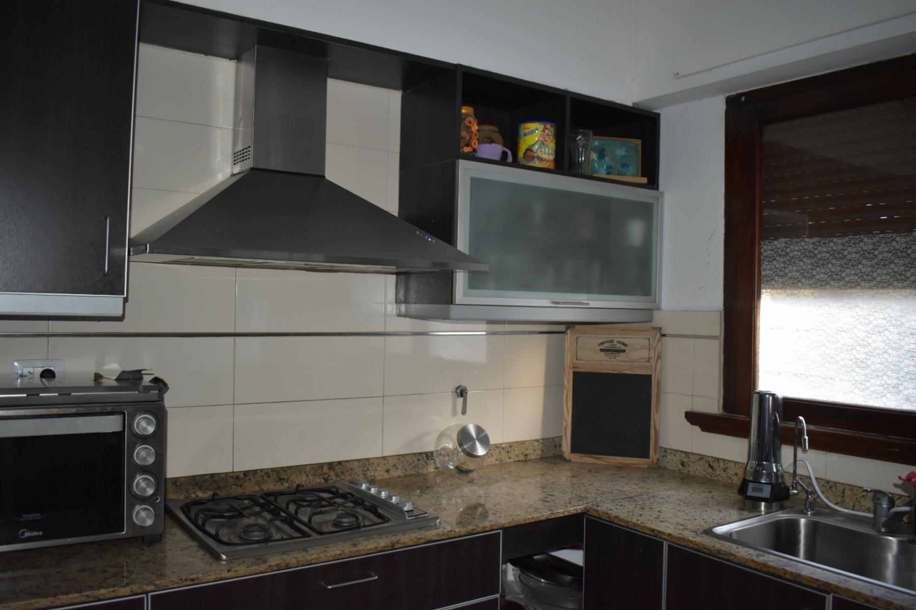 Dean Funes al 400 · Morón — foto 7