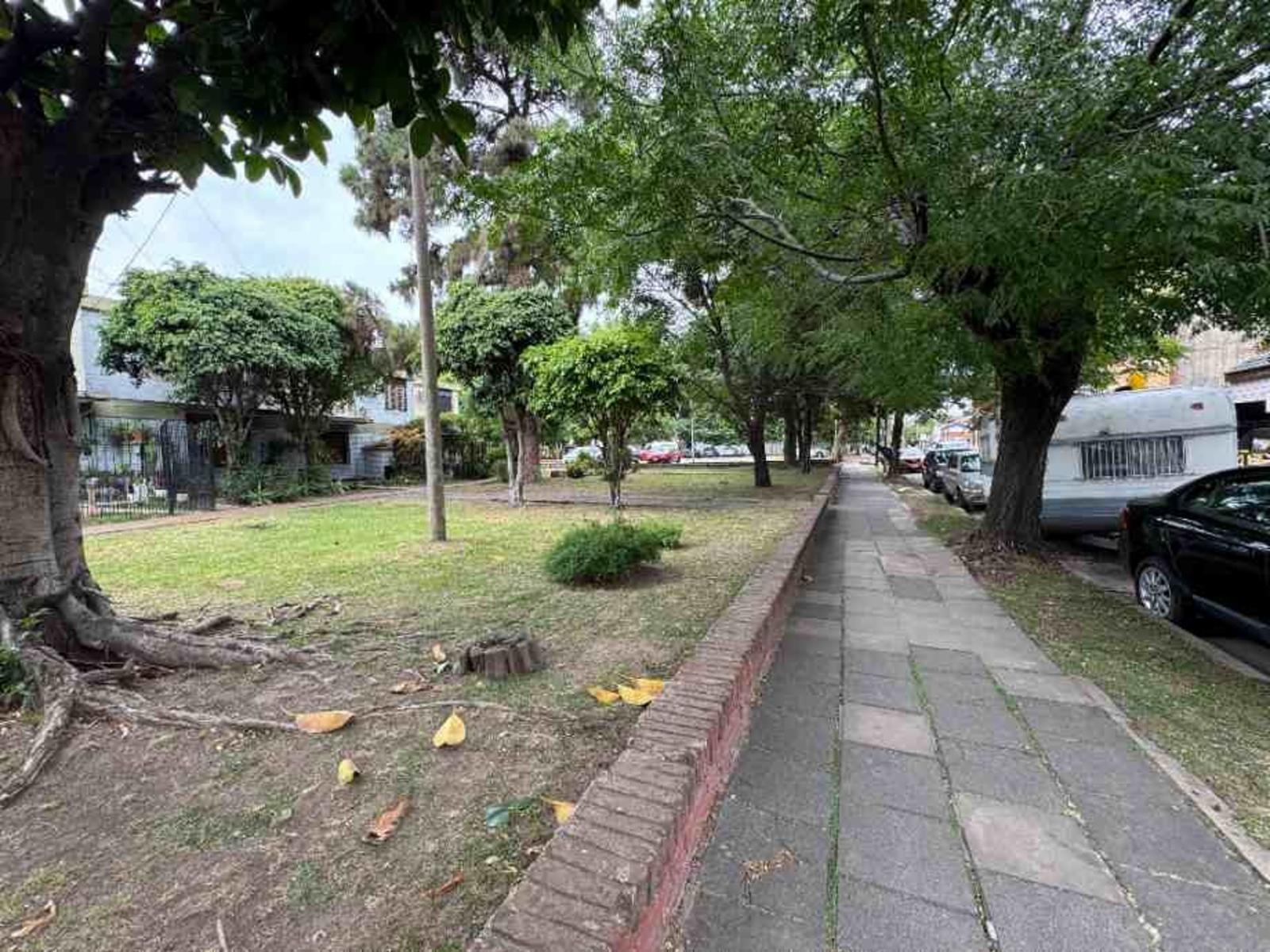 Agüero 449 · Morón — foto 3