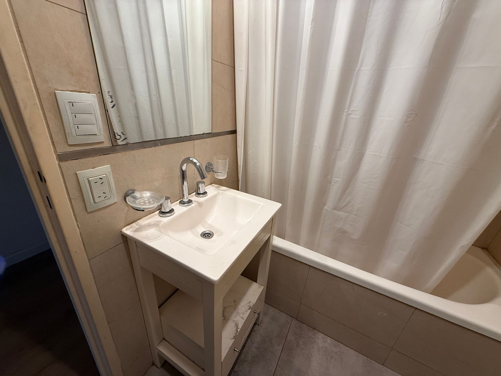 FONROUGE 248 · Villa Luro — foto 9