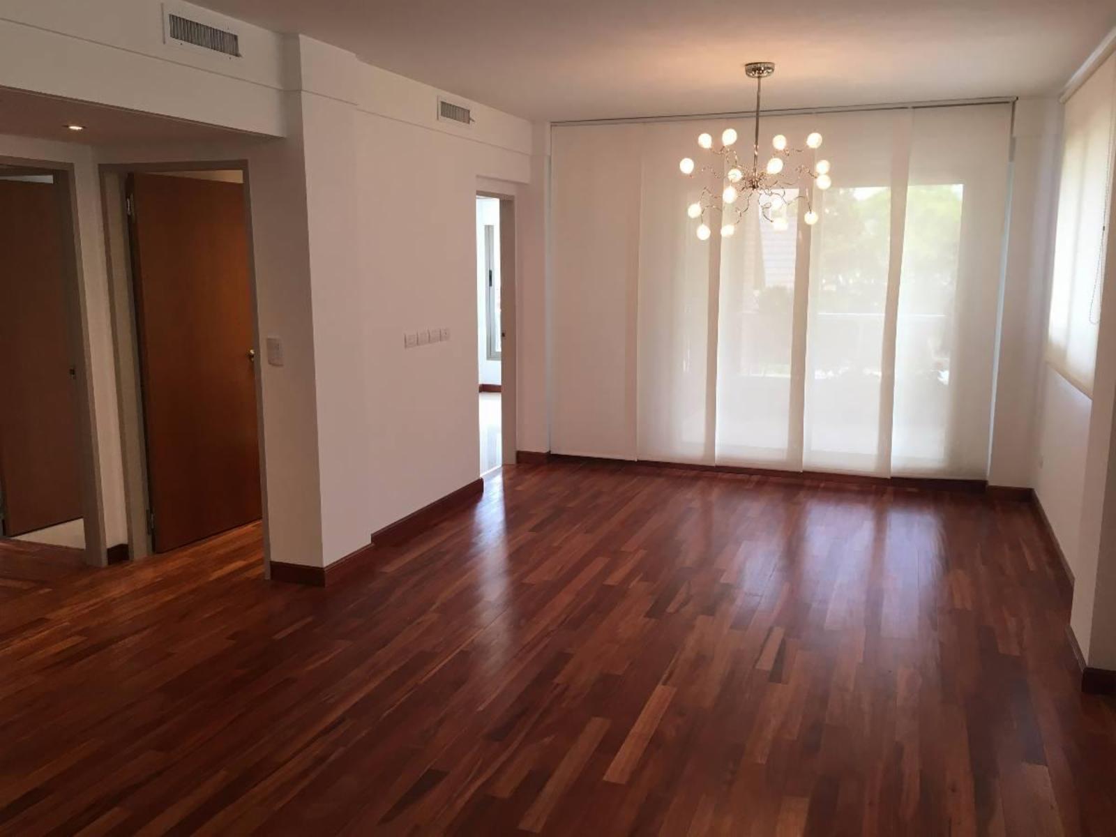 Bernardino Rivadavia 500 · Moreno — foto 4