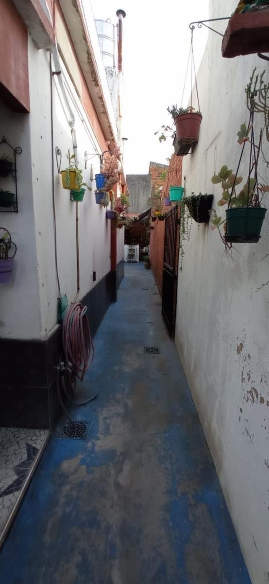 LITUANIA 3800 · Lanús — foto 9