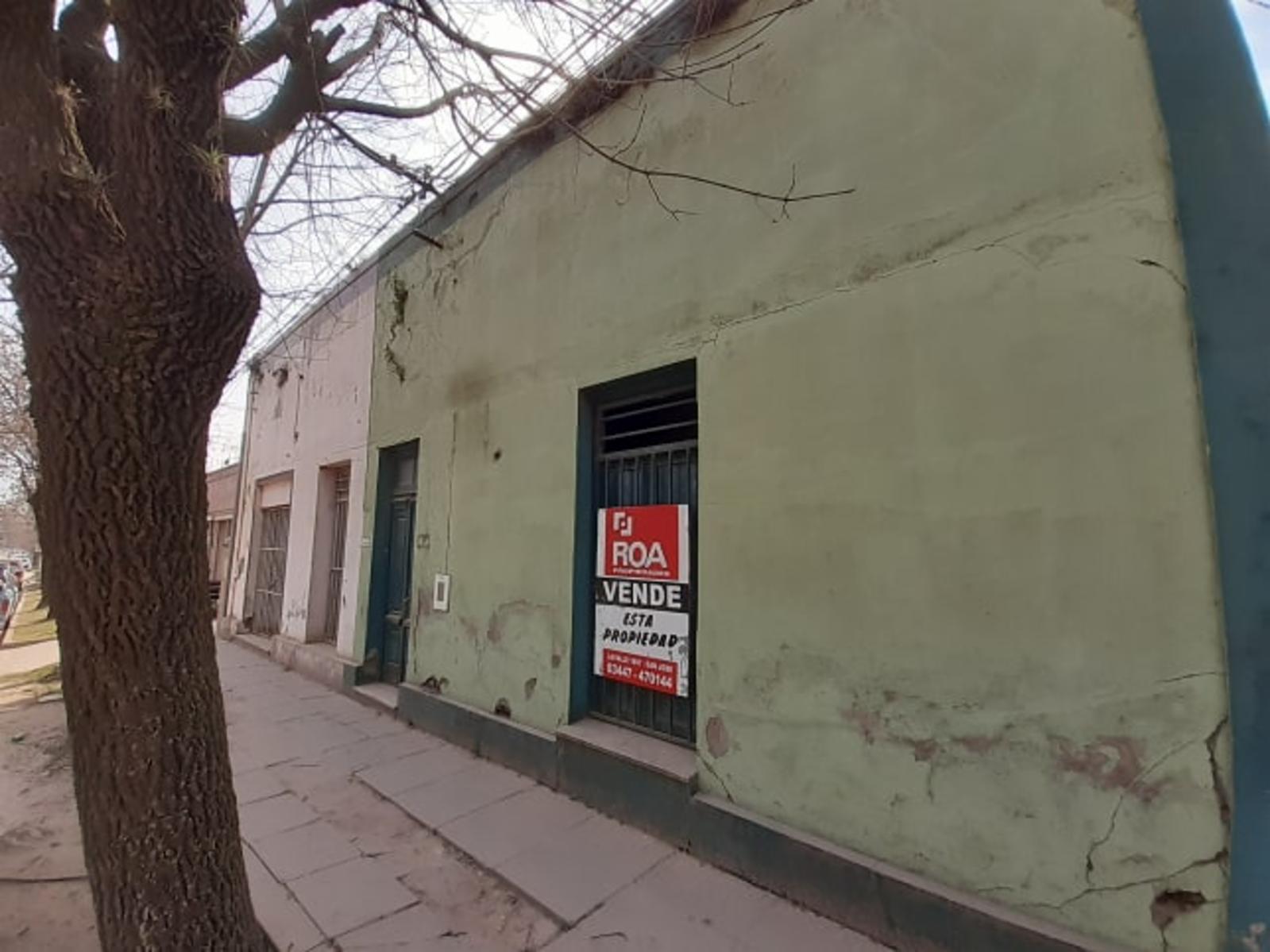 Casa en calle Mitre - Zona  céntrica -
