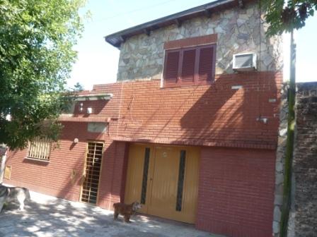 Casa de 3 dormitorios y 2 plantas