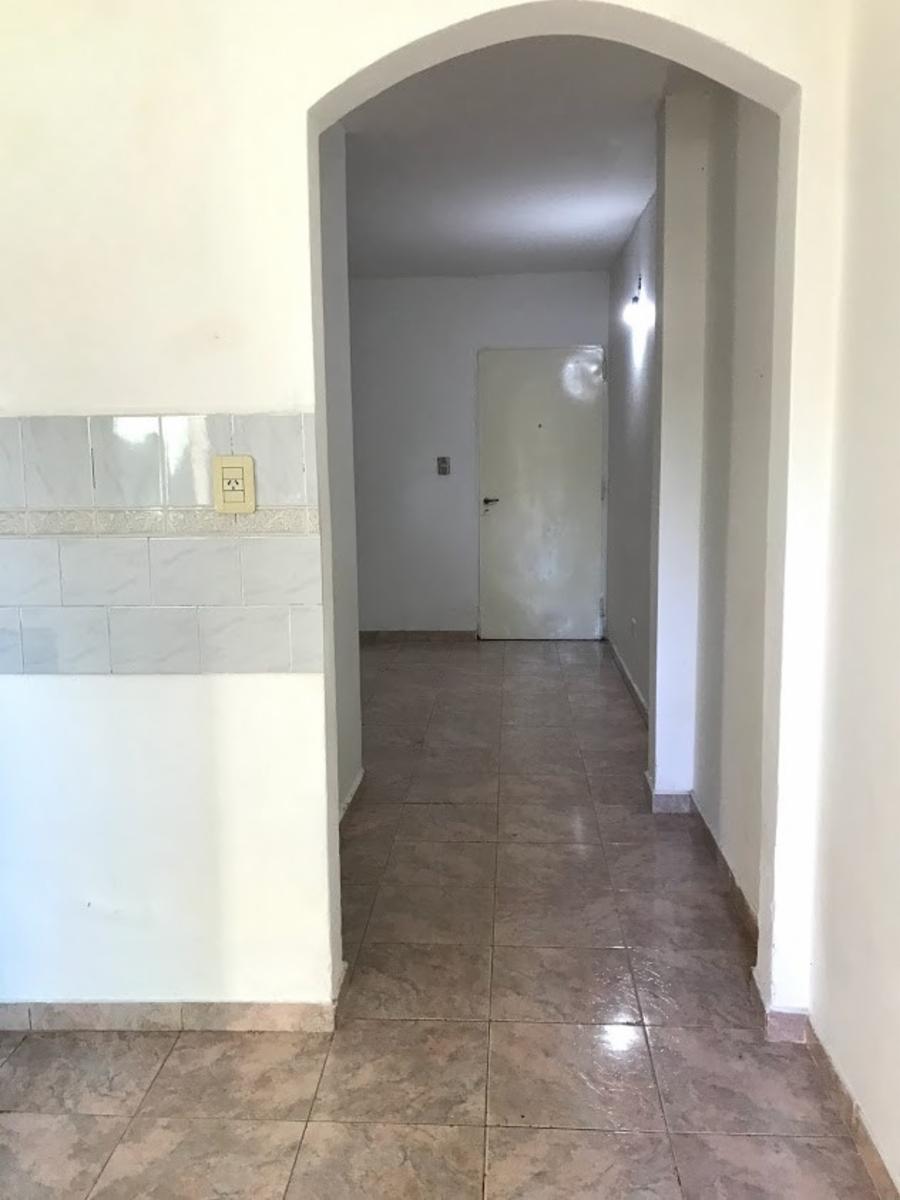 BATLE Y ORDOÑEZ 1470 · Hurlingham — foto 4