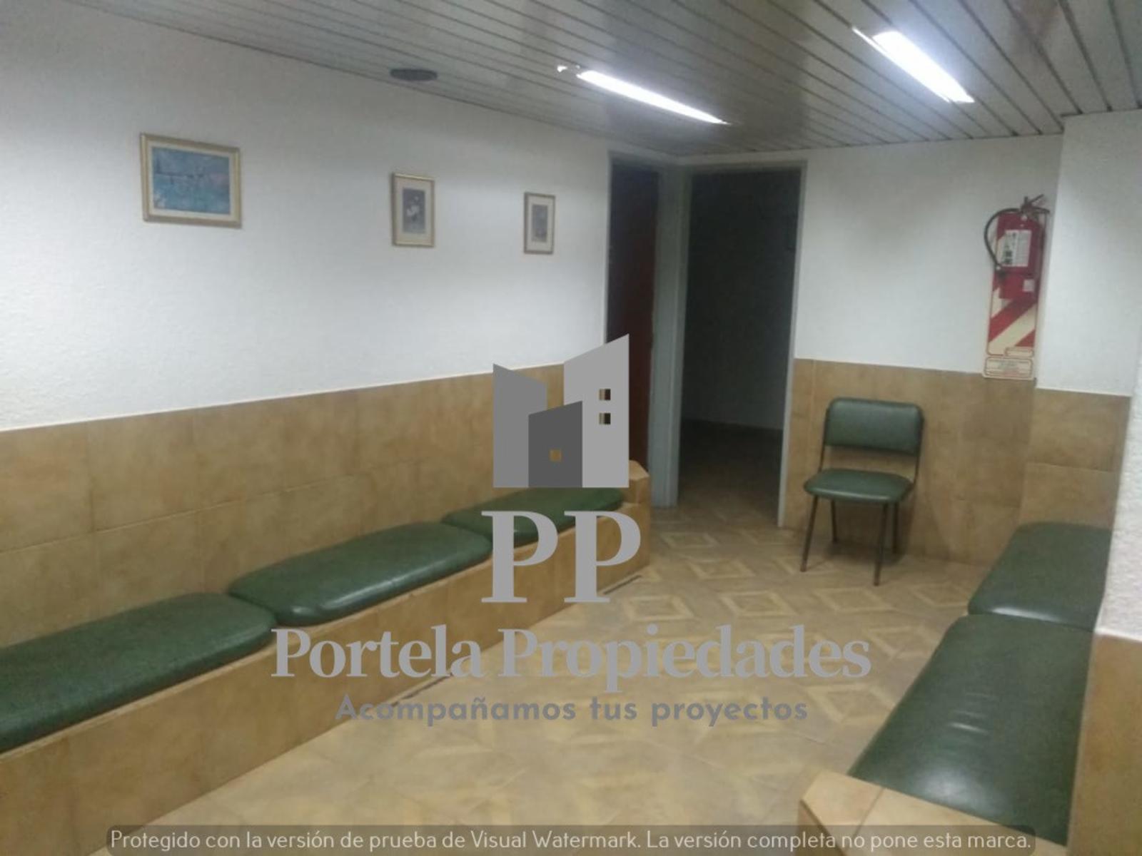 Machado 1028 · Morón — foto 16
