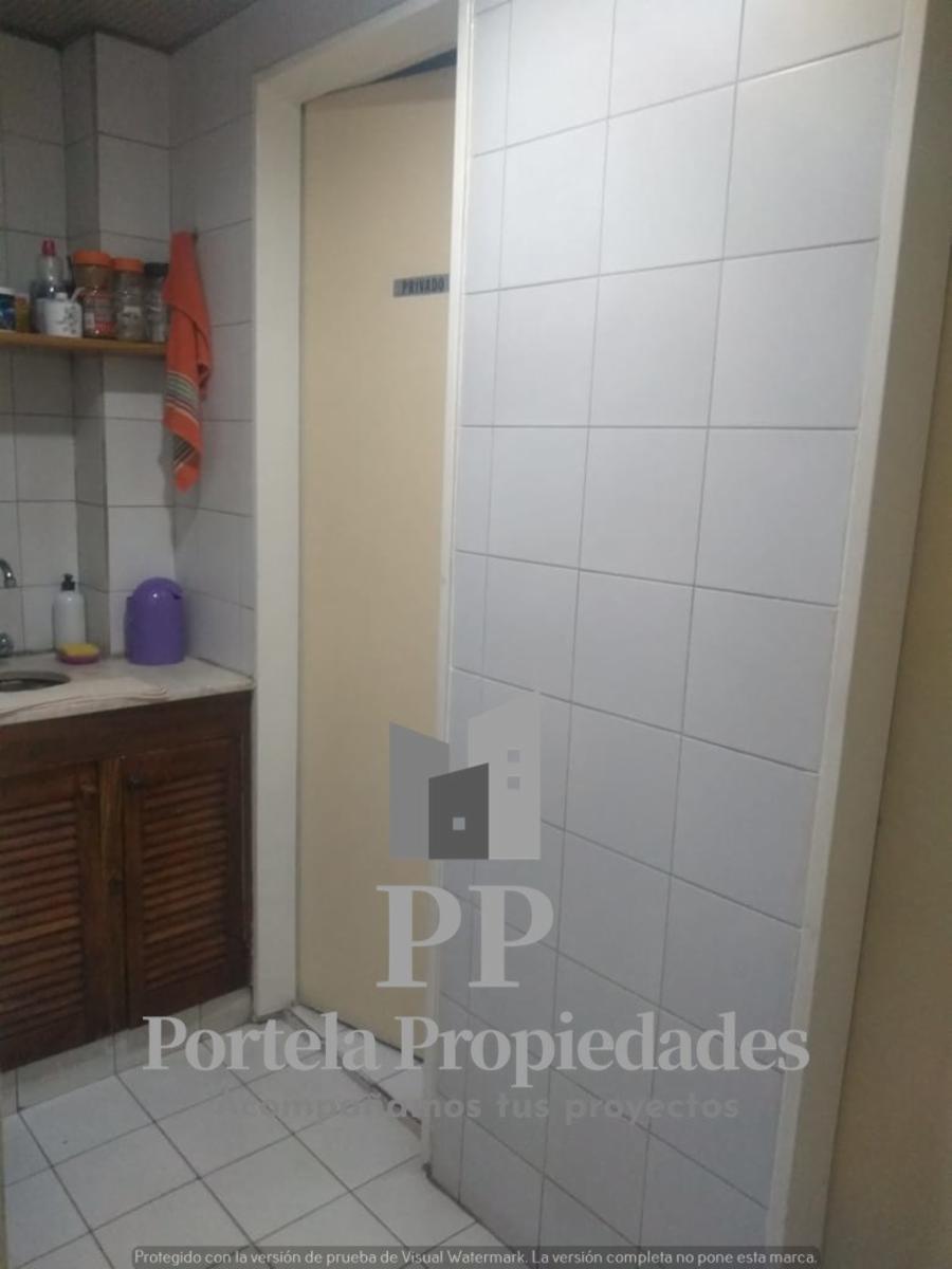 Machado 1028 · Morón — foto 8