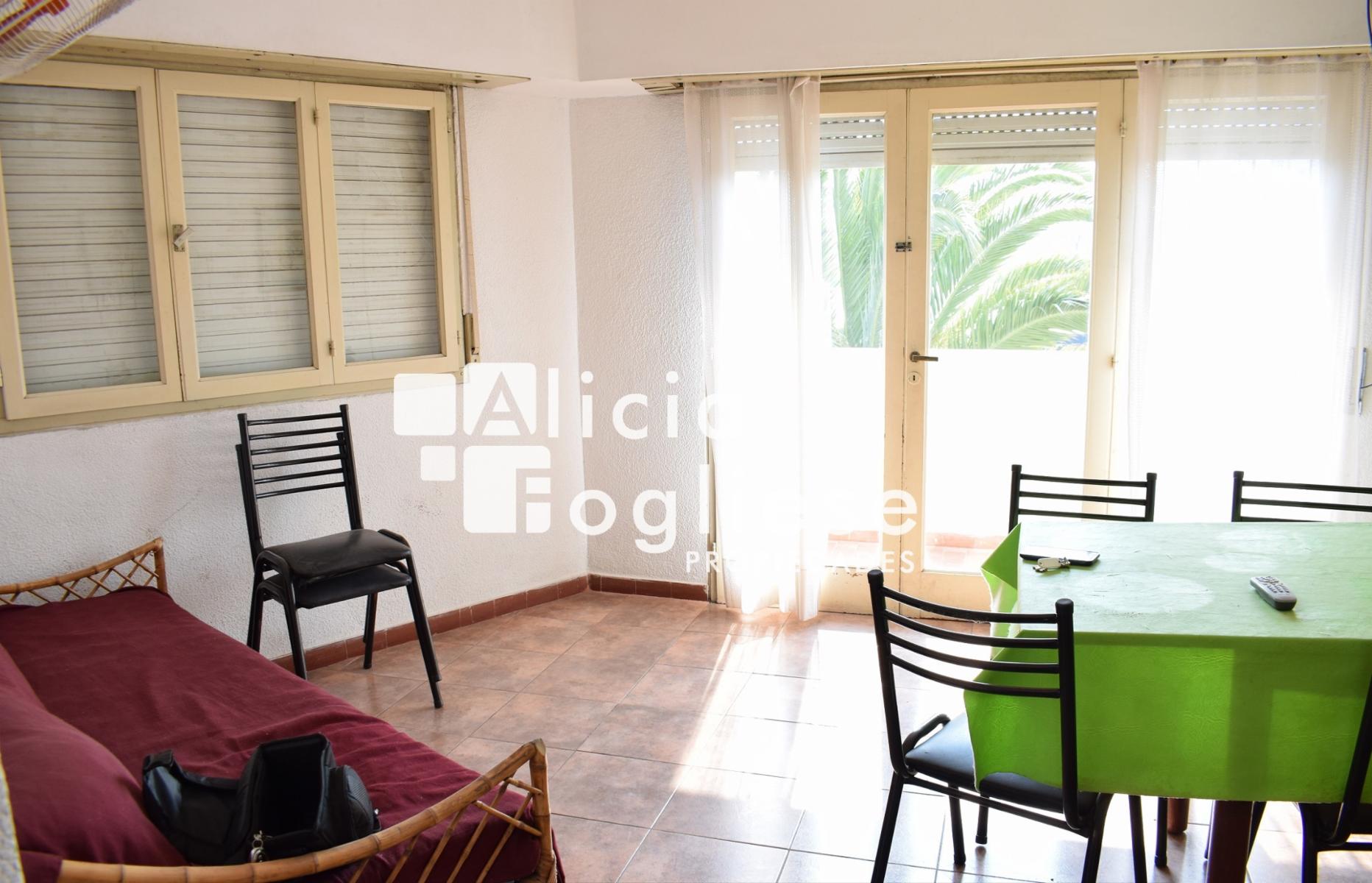 DEPARTAMENTO DE 3 AMBIENTES AL FRENTE EN PLENO CENTRO