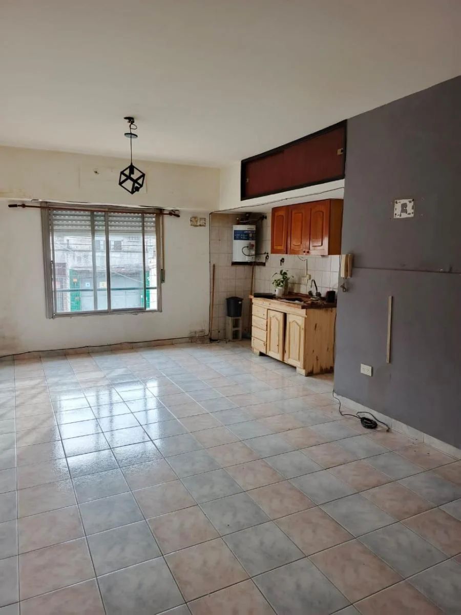 ZEBALLOS 1574 · Avellaneda — foto 5