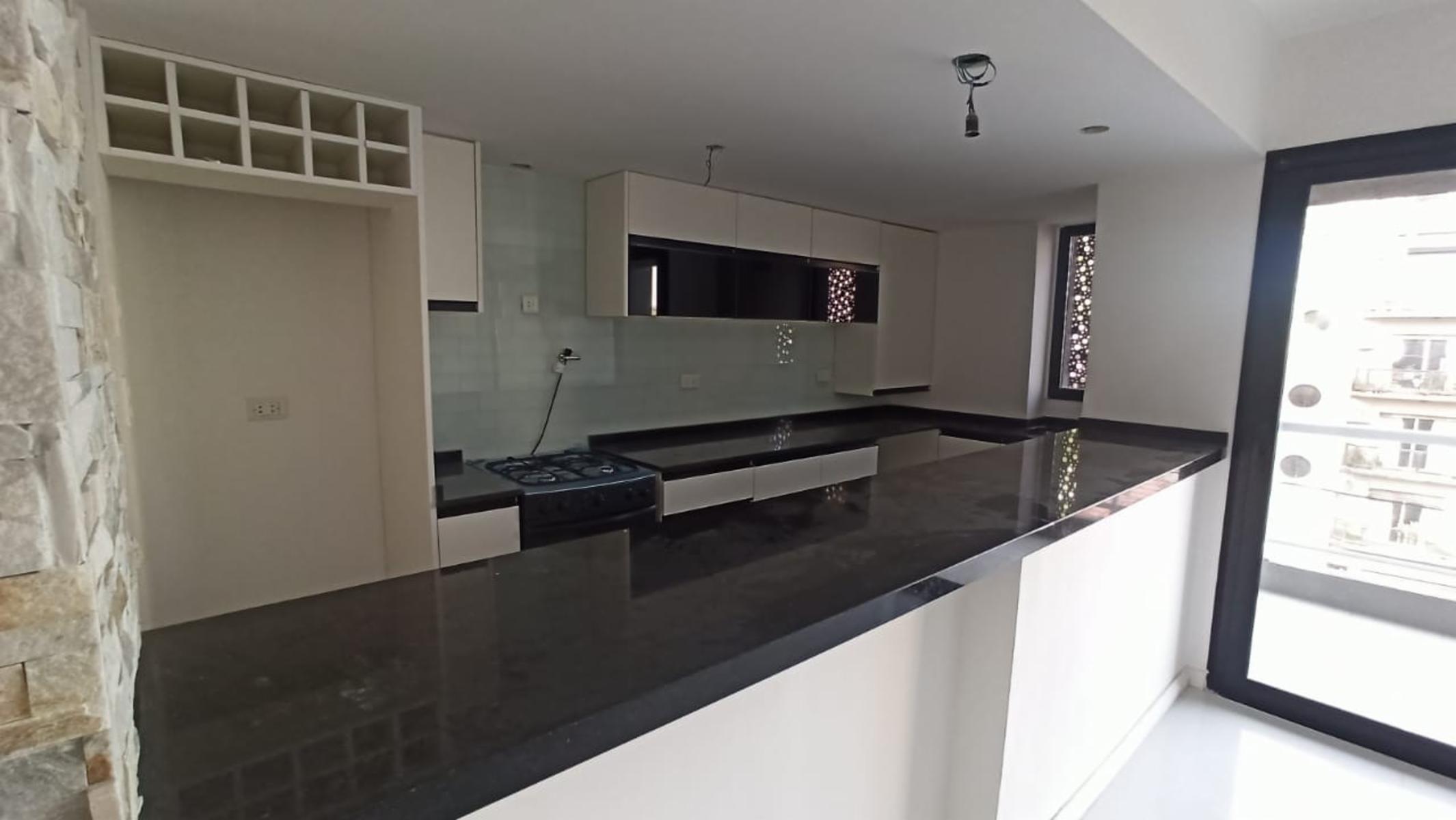 DEL VALLE IBERLUCEA 3000 · Lanús — foto 9