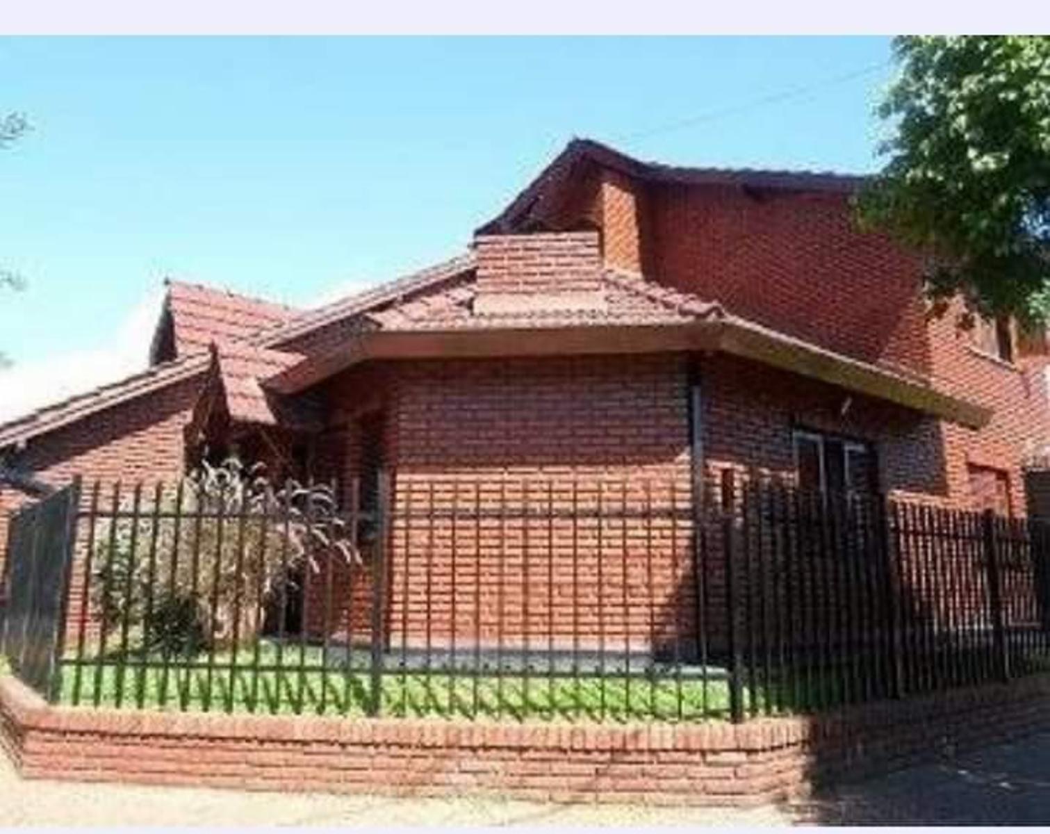 Berutti 700 · Morón — foto 28