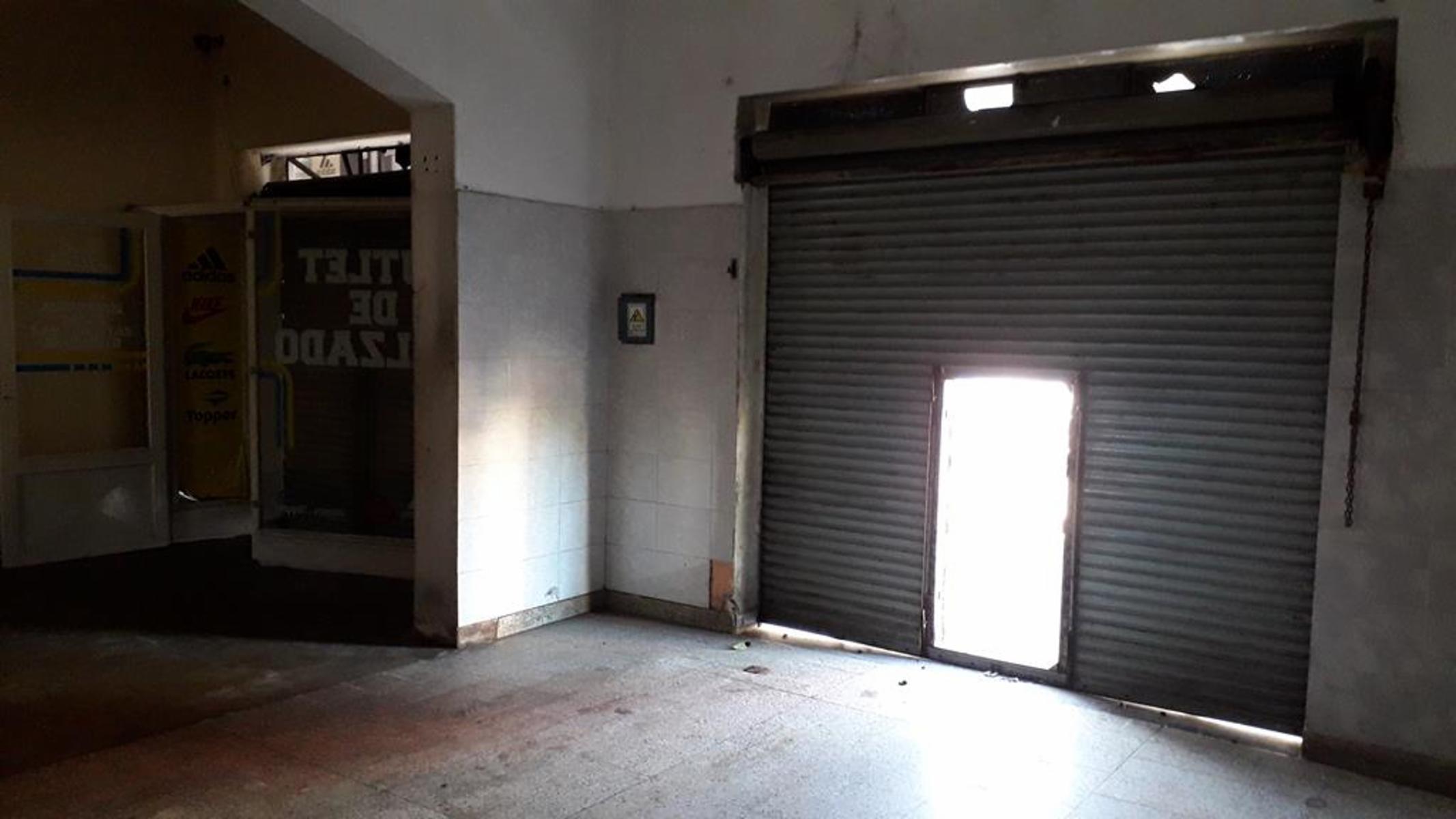 BLANCO ENCALADA 1151 · La Matanza — foto 19
