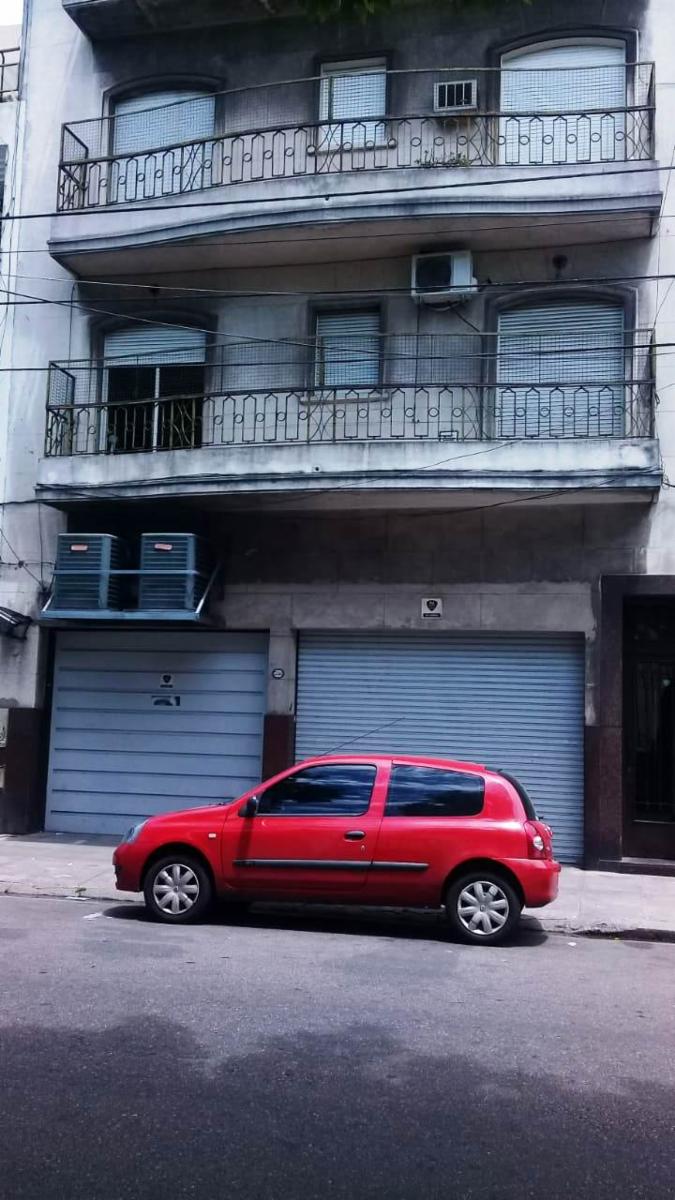 Av B elgrano 3800 · Almagro — foto 15