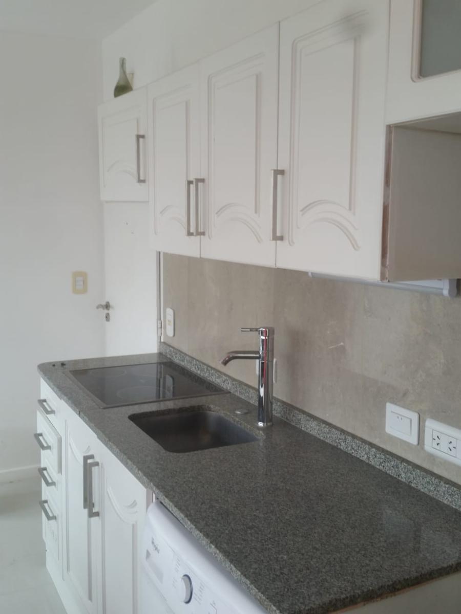 D´ELIA 900 · San Miguel — foto 3