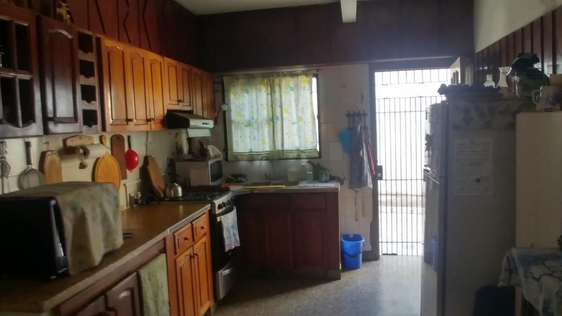 Pérez Galdós 1195 · Hurlingham — foto 12