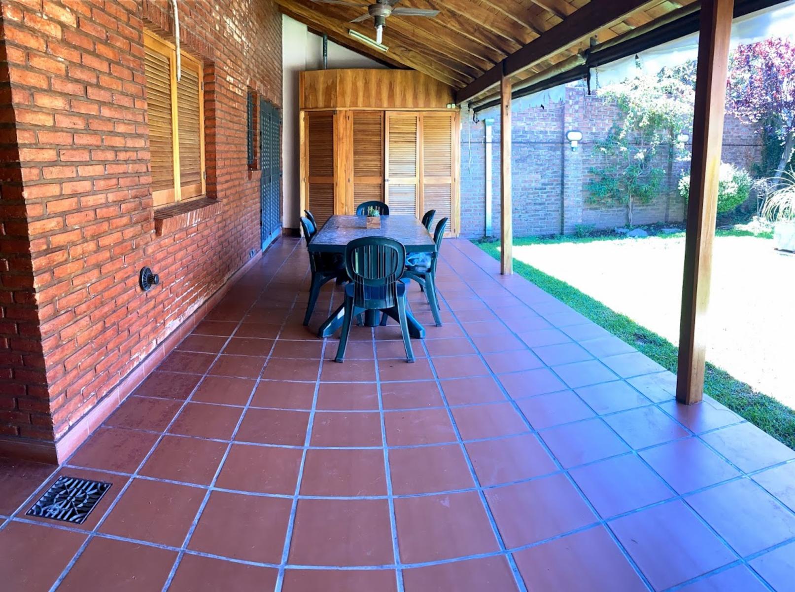 Fermi 2600 · Morón — foto 17