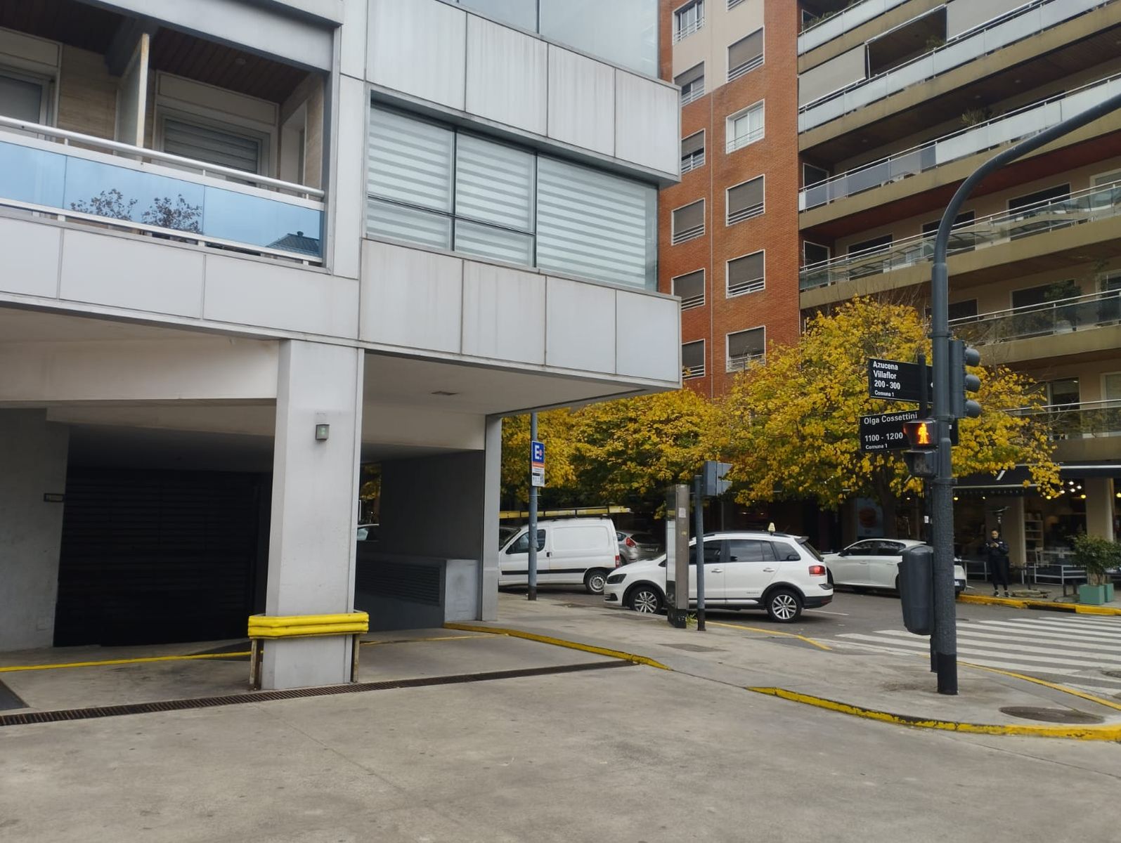 Olga Constantini 1100 · Puerto Madero — foto 16