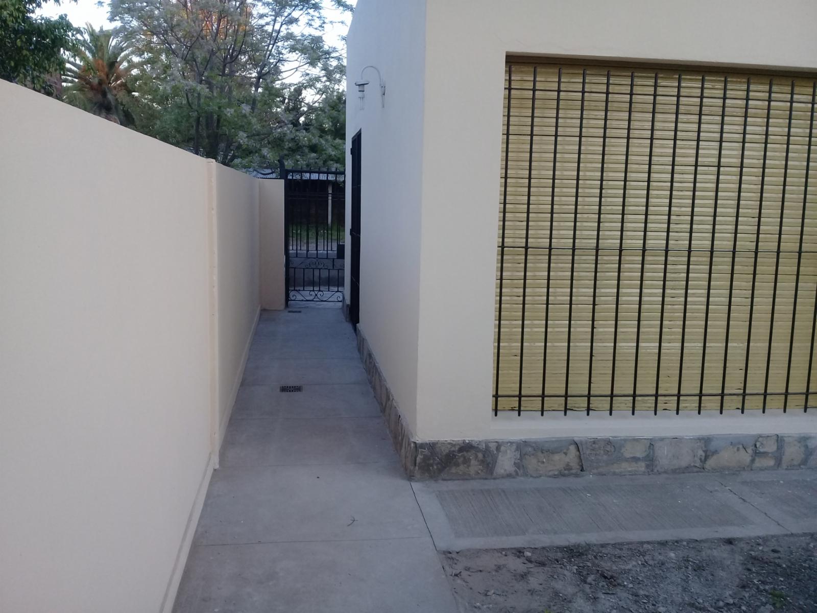 ROLDAN 2866 · San Martín — foto 3