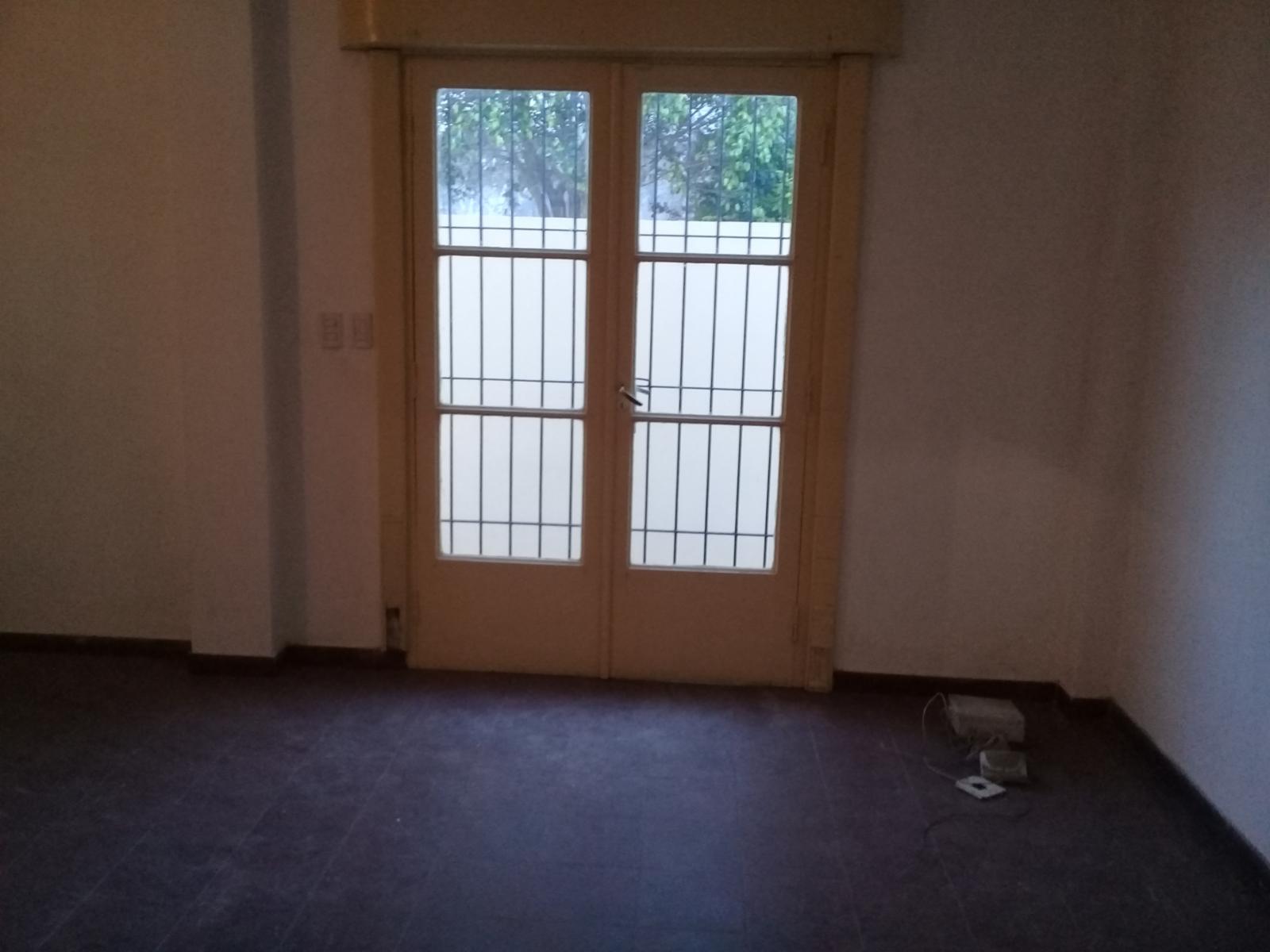 ROLDAN 2866 · San Martín — foto 8