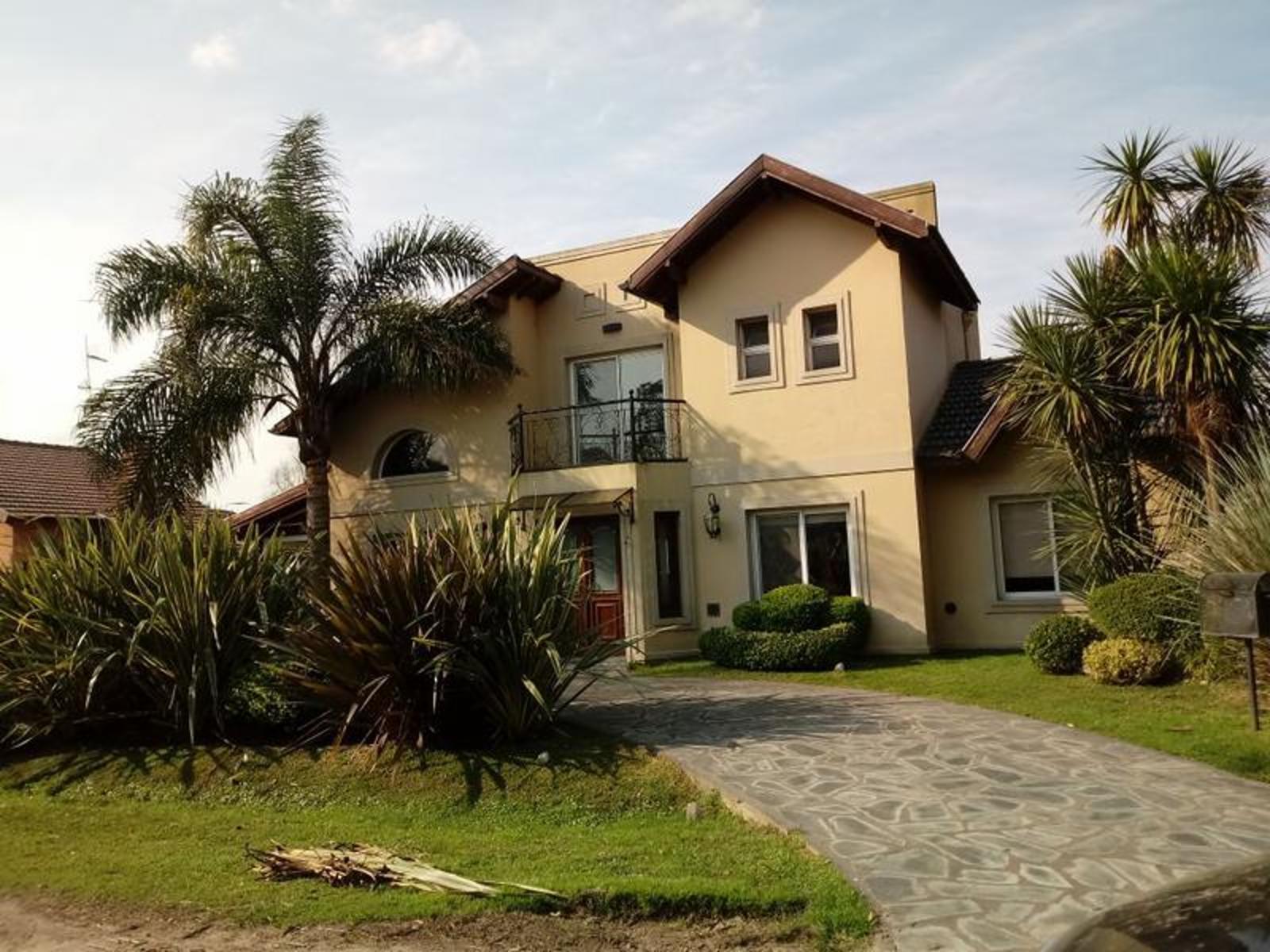 EXCELENTE CASA 5 AMB EN COUNTRY ECHEVERRÍA DEL LAGO