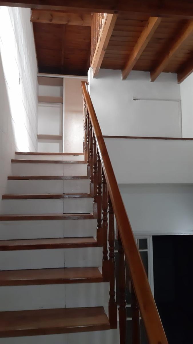AVDOR. CATTANEO 800 · Morón — foto 12