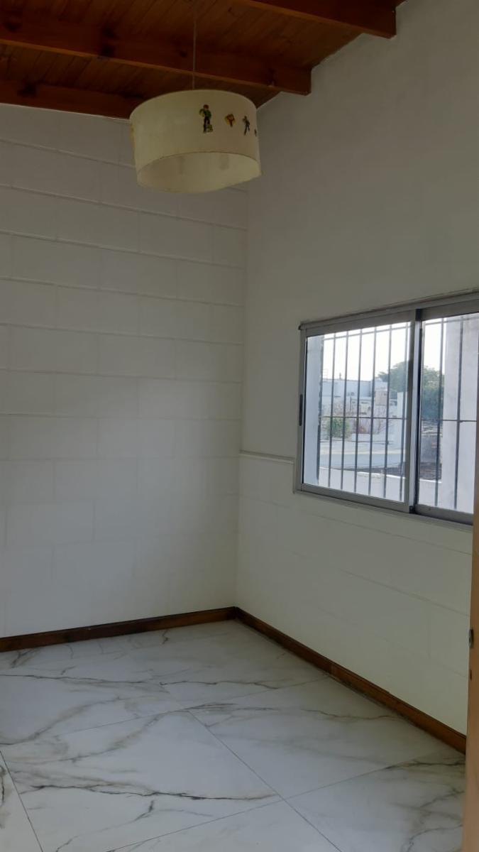 AVDOR. CATTANEO 800 · Morón — foto 22