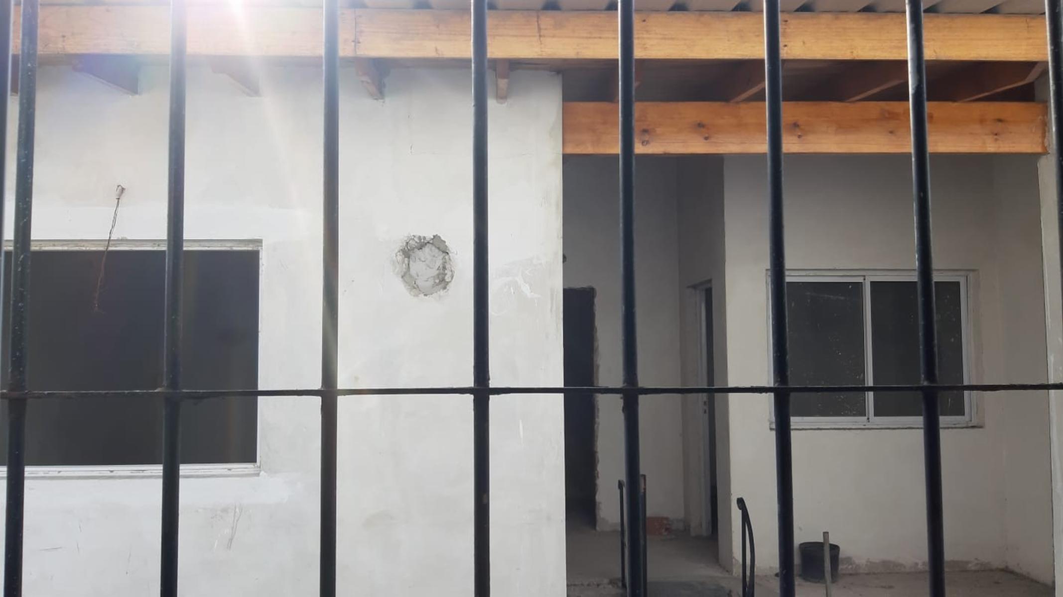 AVDOR. CATTANEO 800 · Morón — foto 24