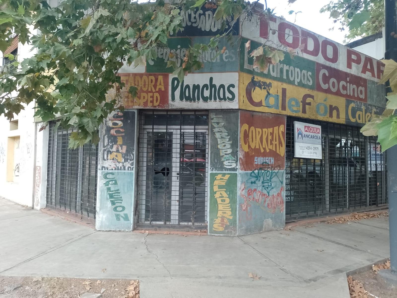 Castelli 906 · Almirante Brown — foto 3