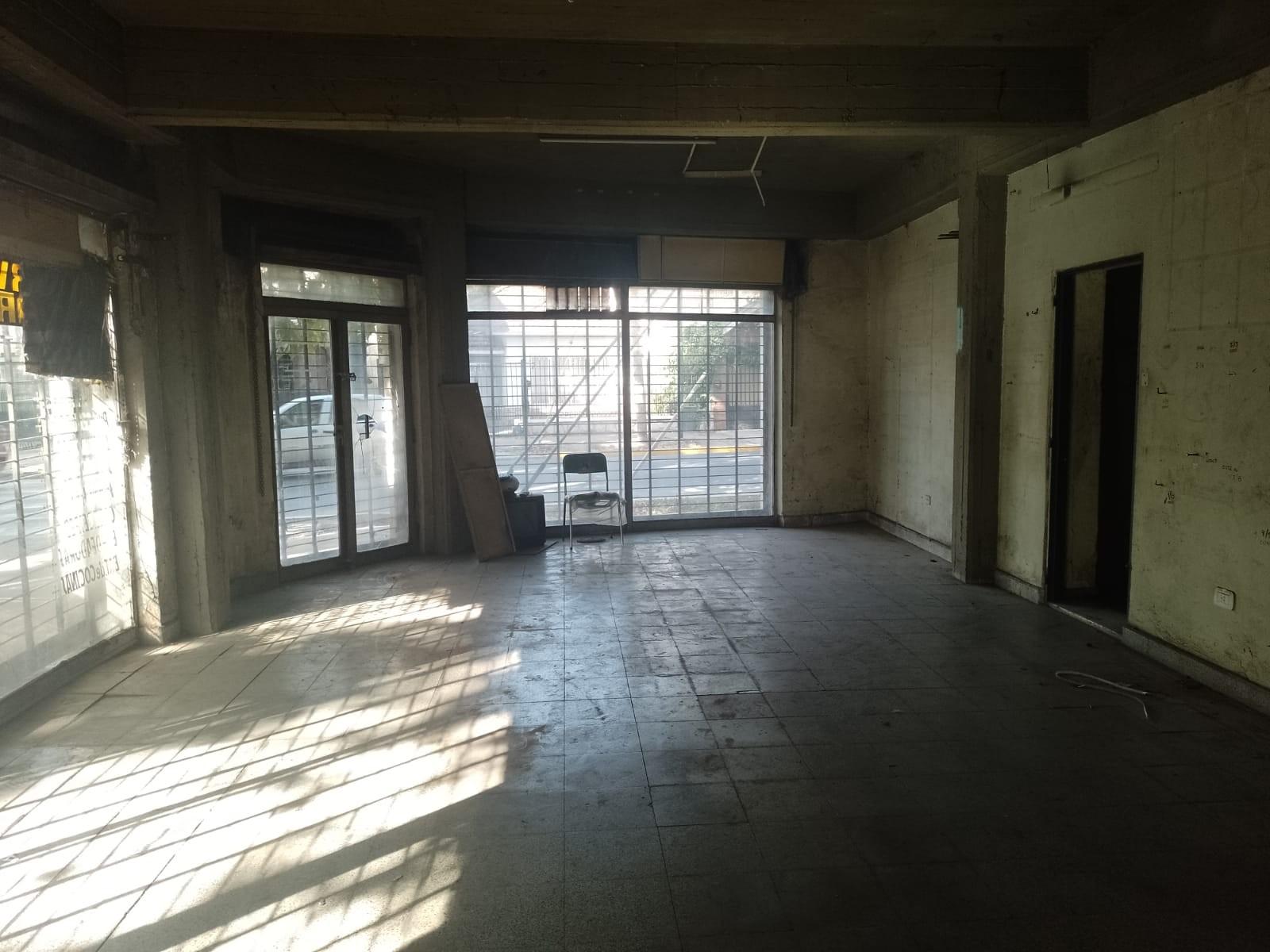 Castelli 906 · Almirante Brown — foto 10