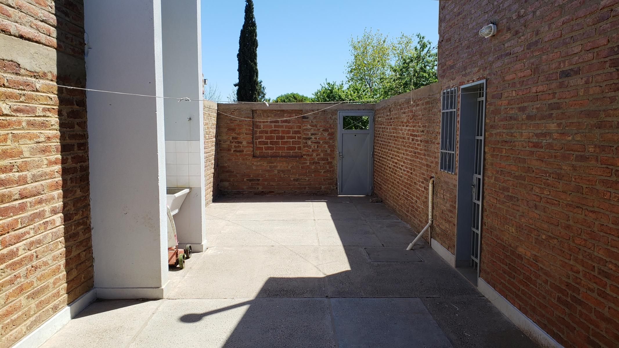 Honduras 1345 · Bahia Blanca — foto 11
