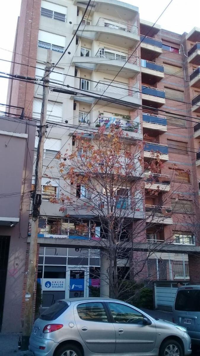 Departamento Venta En Dos Plantas 120m2 Avellaneda 900 Castelar