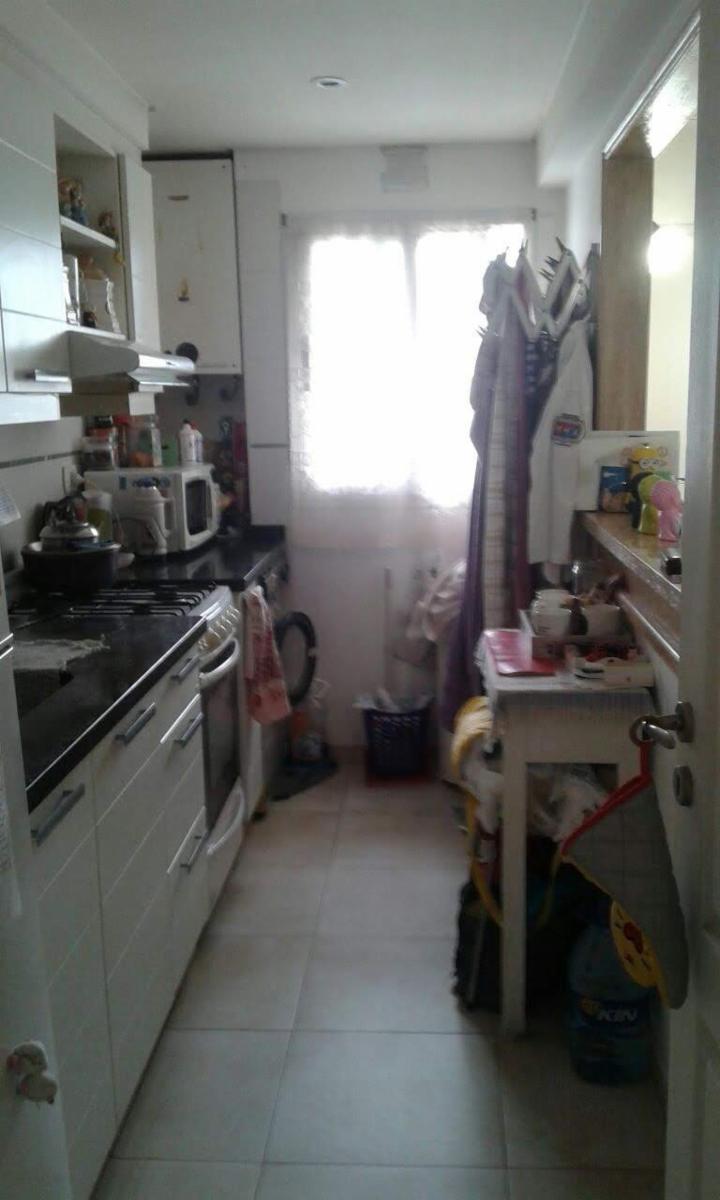 Avellaneda 930 · Morón — foto 4