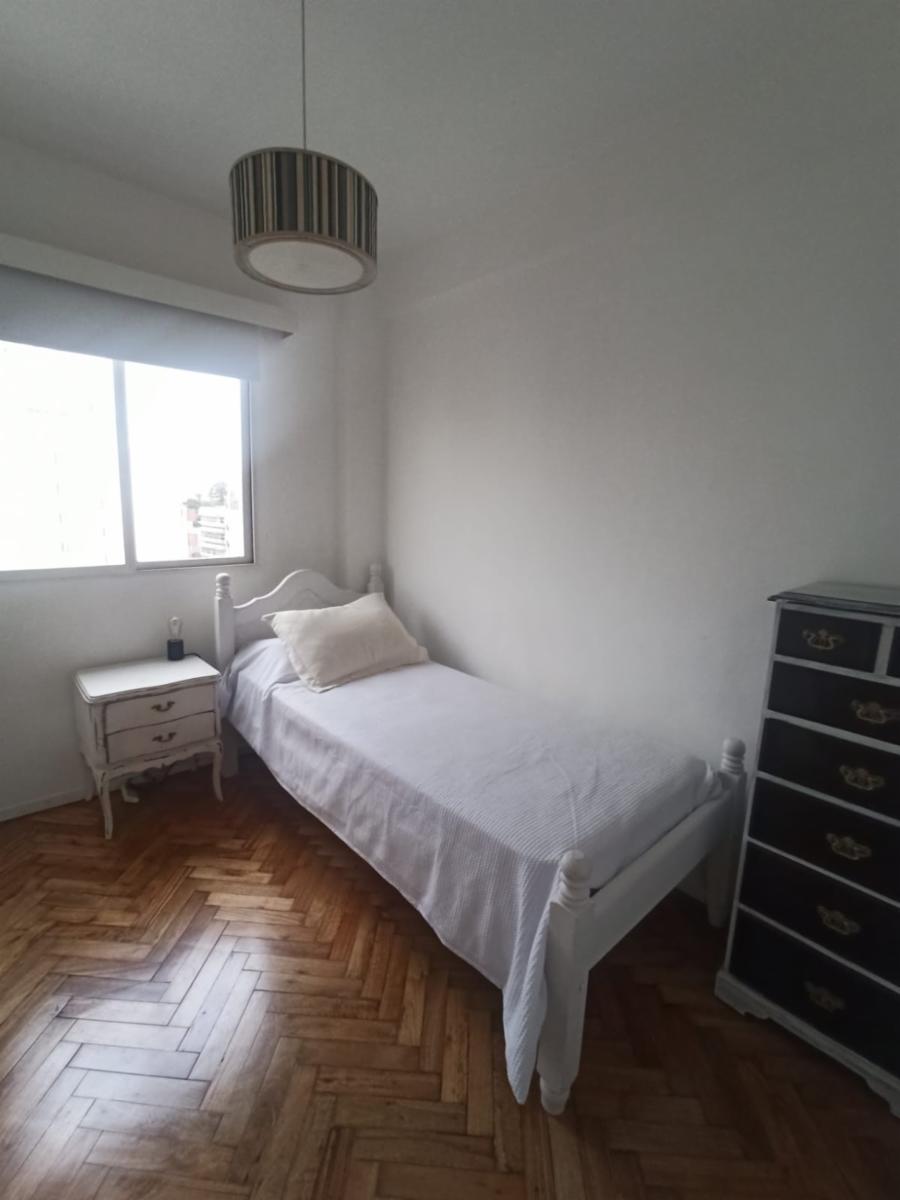 peron 4227 · Almagro — foto 3